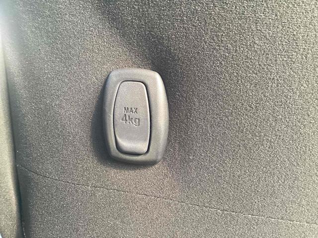 アクア S ドライブレコーダー ETC バックカメラ ナビ 地デジTV クリアランスソナー レーンアシスト 衝突被害軽減システム スマートキー 電動格納ミラー CVT CD オートエアコン(39枚目)