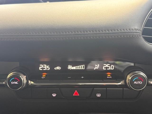 ＭＡＺＤＡ３ファストバック ＸＤプロアクティブ　１８ＸＤ　ＰＲＯＡＣＴＩＶＥ　自動ブレーキ、誤発進抑制システム、レーダークルーズコントロール、パーキングセンサー、ＥＴＣ、３６０（12枚目）