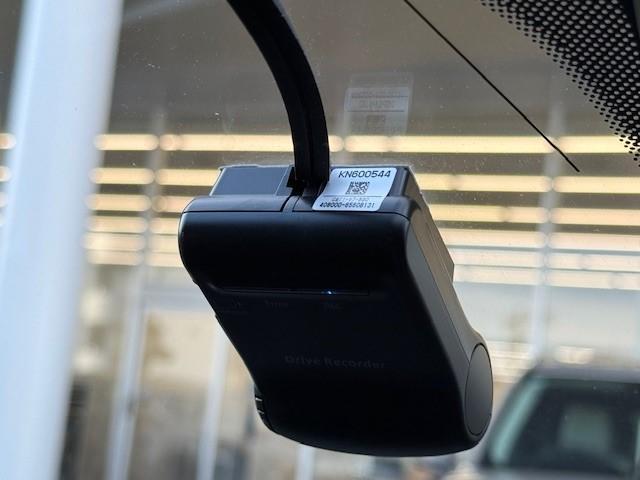 アクセラスポーツ １５Ｓ　１５Ｓ　自動ブレーキ、車線逸脱警報システム、クルーズコントロール、ナビＳＤ、３６０°ビューモニター、オートエアコン、ＢＳＭ、１６（11枚目）