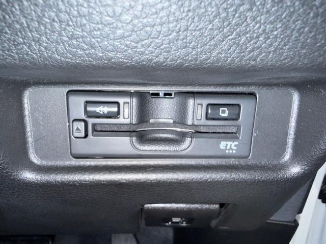 フレアワゴン ハイブリッドＸＳ　ＨＹＢＲＩＤ　ＸＳ　衝突被害軽減ブレーキ、パーキングセンサー、両側電動スライドドア、全方位モニター、ナビ、ＥＴＣ、１４インチスチ（8枚目）