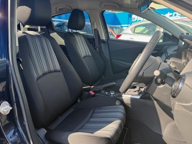 ＭＡＺＤＡ２ １５Ｓ　スマートエディション　１５Ｓスマートエディション　自動ブレーキ、誤発進抑制システム、車線逸脱警報、３６０°ビューモニター、パーキングセンサー、オートラ（3枚目）