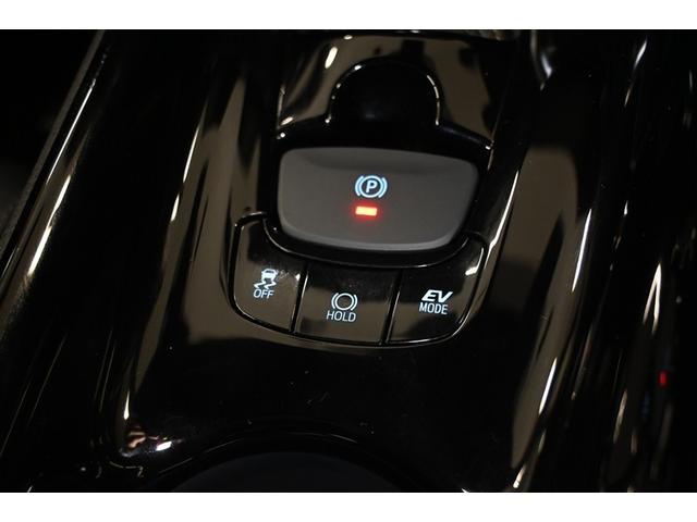 Ｃ－ＨＲ Ｇ　モード　ネロ　セーフティプラスＩＩＩ　ハイブリッド　衝突被害軽減システム　オートクルーズコントロール　ＬＥＤヘッドランプ　メモリーナビ　バックカメラ　ＥＴＣ　ドラレコ　ミュージックプレイヤー接続可　アルミホイール　スマートキー　キーレス（12枚目）