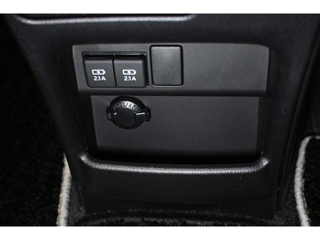 ヴォクシー ZS 煌III 衝突被害軽減システム 両側電動スライド オートクルーズコントロール LEDヘッドランプ メモリーナビ 後席モニター バックカメラ フルセグ DVD再生 CD アルミホイール スマートキー キーレス(12枚目)