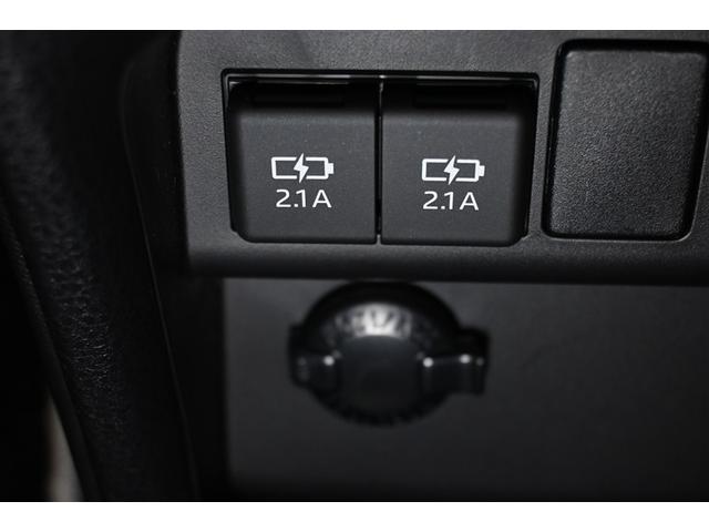 ヴォクシー ZS 煌III 衝突被害軽減システム 両側電動スライド オートクルーズコントロール LEDヘッドランプ メモリーナビ 後席モニター バックカメラ フルセグ DVD再生 CD アルミホイール スマートキー キーレス(13枚目)