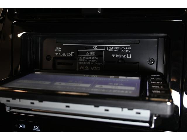 プリウス Ｓ　ハイブリッド　衝突被害軽減システム　オートクルーズコントロール　ＬＥＤヘッドランプ　１００Ｖ電源　メモリーナビ　バックカメラ　ＥＴＣ　ワンセグ　ミュージックプレイヤー接続可　ＣＤ　アルミホイール（10枚目）