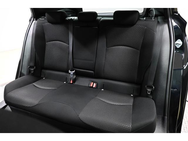 プリウス Ｓ　ハイブリッド　衝突被害軽減システム　オートクルーズコントロール　ＬＥＤヘッドランプ　１００Ｖ電源　メモリーナビ　バックカメラ　ＥＴＣ　ワンセグ　ミュージックプレイヤー接続可　ＣＤ　アルミホイール（28枚目）