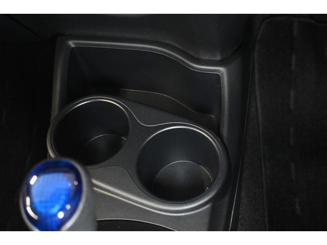 アクア Ｓ　ハイブリッド　メモリーナビ　バックカメラ　ＥＴＣ　フルセグ　ＤＶＤ再生　ＣＤ　キーレス　オートマ（12枚目）