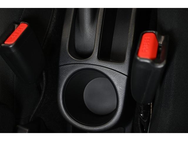 アクア Ｓ　ハイブリッド　メモリーナビ　バックカメラ　ＥＴＣ　フルセグ　ＤＶＤ再生　ＣＤ　キーレス　オートマ（15枚目）