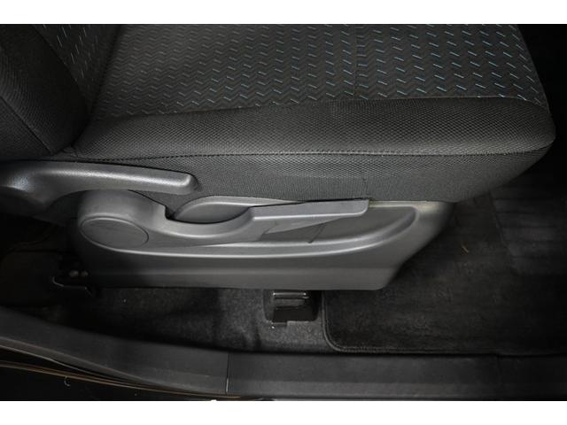 ルーミー カスタムＧ－Ｔ　衝突被害軽減システム　両側電動スライド　オートクルーズコントロール　ＬＥＤヘッドランプ　バックカメラ　ＥＴＣ　フルセグ　ミュージックプレイヤー接続可　アルミホイール　スマートキー　キーレス　ＣＶＴ（25枚目）