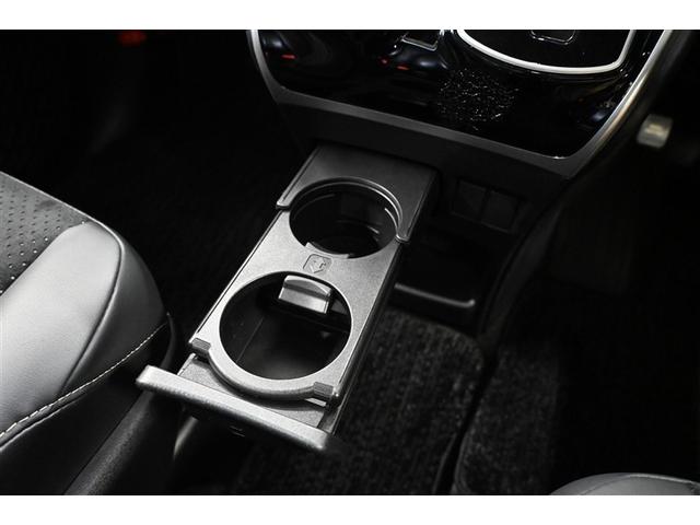 ヴォクシー ＺＳ　煌ＩＩＩ　衝突被害軽減システム　両側電動スライド　オートクルーズコントロール　ＬＥＤヘッドランプ　メモリーナビ　後席モニター　バックカメラ　ＥＴＣ　フルセグ　ミュージックプレイヤー接続可　ＤＶＤ再生　ＣＤ（10枚目）