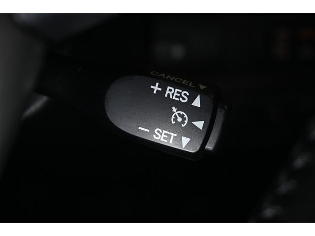 ヴォクシー ＺＳ　煌ＩＩ　衝突被害軽減システム　両側電動スライド　オートクルーズコントロール　ＬＥＤヘッドランプ　メモリーナビ　後席モニター　バックカメラ　ＥＴＣ　ドラレコ　フルセグ　ミュージックプレイヤー接続可　ＤＶＤ再生（20枚目）