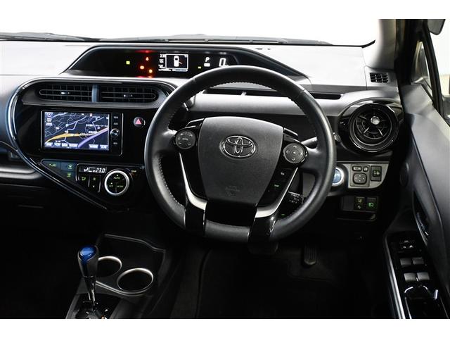 アクア Ｇ　ハイブリッド　衝突被害軽減システム　オートクルーズコントロール　メモリーナビ　バックカメラ　ＥＴＣ　フルセグ　ミュージックプレイヤー接続可　ＤＶＤ再生　ＣＤ　アルミホイール　スマートキー　キーレス（5枚目）