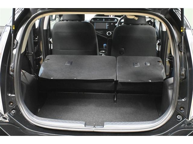 アクア Ｇ　ハイブリッド　衝突被害軽減システム　オートクルーズコントロール　メモリーナビ　バックカメラ　ＥＴＣ　フルセグ　ミュージックプレイヤー接続可　ＤＶＤ再生　ＣＤ　アルミホイール　スマートキー　キーレス（31枚目）