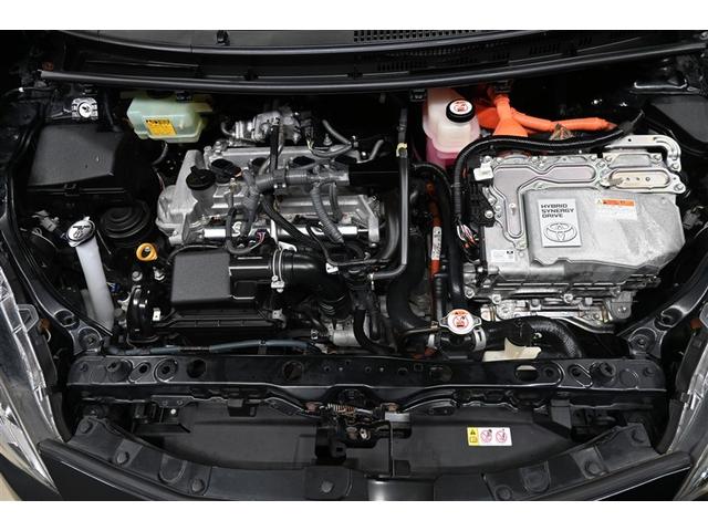 アクア Ｇ　ハイブリッド　衝突被害軽減システム　オートクルーズコントロール　メモリーナビ　バックカメラ　ＥＴＣ　フルセグ　ミュージックプレイヤー接続可　ＤＶＤ再生　ＣＤ　アルミホイール　スマートキー　キーレス（32枚目）