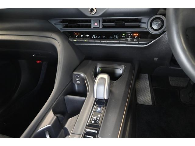 クラウンクロスオーバー Ｇアドバンスド・レザーパッケージ　４ＷＤ　ハイブリッド　衝突被害軽減システム　革シート　オートクルーズコントロール　ＬＥＤヘッドランプ　１００Ｖ電源　バックカメラ　ＥＴＣ　ドラレコ　フルセグ　ミュージックプレイヤー接続可　スマートキー（12枚目）