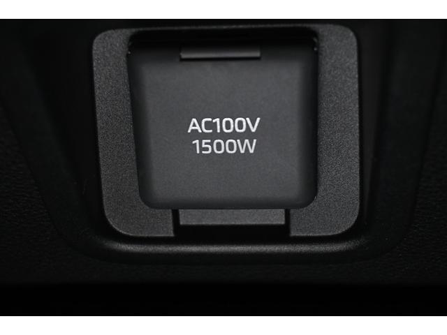 クラウンクロスオーバー Ｇアドバンスド・レザーパッケージ　４ＷＤ　ハイブリッド　衝突被害軽減システム　革シート　オートクルーズコントロール　ＬＥＤヘッドランプ　１００Ｖ電源　バックカメラ　ＥＴＣ　ドラレコ　フルセグ　ミュージックプレイヤー接続可　スマートキー（19枚目）