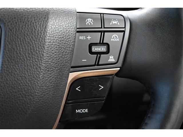 クラウンクロスオーバー Ｇアドバンスド・レザーパッケージ　４ＷＤ　ハイブリッド　衝突被害軽減システム　革シート　オートクルーズコントロール　ＬＥＤヘッドランプ　１００Ｖ電源　バックカメラ　ＥＴＣ　ドラレコ　フルセグ　ミュージックプレイヤー接続可　スマートキー（22枚目）