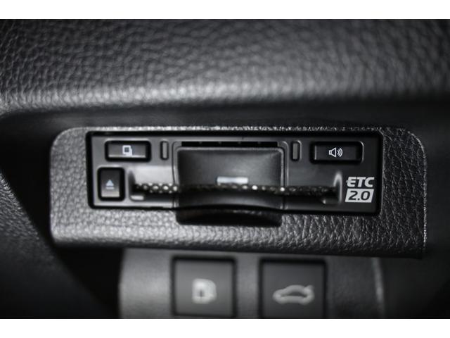 クラウンクロスオーバー Ｇアドバンスド・レザーパッケージ　４ＷＤ　ハイブリッド　衝突被害軽減システム　革シート　オートクルーズコントロール　ＬＥＤヘッドランプ　１００Ｖ電源　バックカメラ　ＥＴＣ　ドラレコ　フルセグ　ミュージックプレイヤー接続可　スマートキー（24枚目）