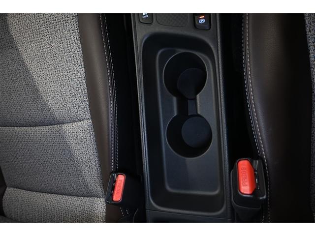 ヤリスクロス ハイブリッドＺ　展示・試乗車　ハイブリッド　衝突被害軽減システム　オートクルーズコントロール　ＬＥＤヘッドランプ　１００Ｖ電源　メモリーナビ　バックカメラ　ＥＴＣ　ドラレコ　ミュージックプレイヤー接続可　ＤＶＤ再生（16枚目）