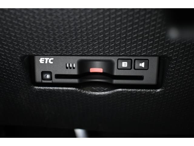 タント カスタムＲＳスタイルセレクション　衝突被害軽減システム　両側電動スライド　オートクルーズコントロール　ＬＥＤヘッドランプ　メモリーナビ　後席モニター　バックカメラ　ＥＴＣ　ドラレコ　フルセグ　ミュージックプレイヤー接続可　ＤＶＤ再生（12枚目）