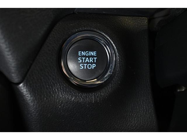 ＲＡＶ４ Ｘ　衝突被害軽減システム　オートクルーズコントロール　ＬＥＤヘッドランプ　メモリーナビ　バックカメラ　ＥＴＣ　ドラレコ　フルセグ　ミュージックプレイヤー接続可　ＤＶＤ再生　ＣＤ　アルミホイール　キーレス（10枚目）