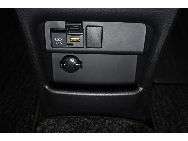 ヴォクシー ＺＳ　煌ＩＩＩ　衝突被害軽減システム　両側電動スライド　オートクルーズコントロール　ＬＥＤヘッドランプ　メモリーナビ　後席モニター　バックカメラ　ＥＴＣ　フルセグ　ミュージックプレイヤー接続可　ＤＶＤ再生　ＣＤ（12枚目）