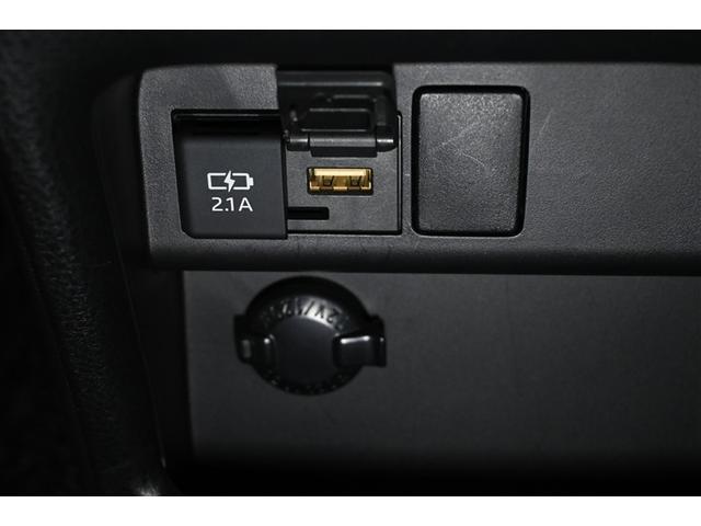 ヴォクシー ＺＳ　煌ＩＩＩ　衝突被害軽減システム　両側電動スライド　オートクルーズコントロール　ＬＥＤヘッドランプ　メモリーナビ　後席モニター　バックカメラ　ＥＴＣ　フルセグ　ミュージックプレイヤー接続可　ＤＶＤ再生　ＣＤ（13枚目）