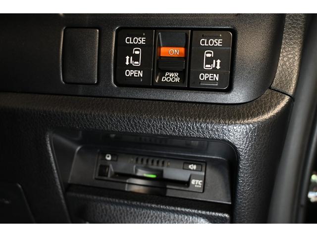 ヴォクシー ＺＳ　煌ＩＩＩ　衝突被害軽減システム　両側電動スライド　オートクルーズコントロール　ＬＥＤヘッドランプ　メモリーナビ　後席モニター　バックカメラ　ＥＴＣ　フルセグ　ミュージックプレイヤー接続可　ＤＶＤ再生　ＣＤ（20枚目）