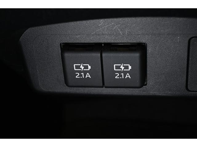 シエンタ ファンベースＧ　衝突被害軽減システム　両側電動スライド　ＬＥＤヘッドランプ　メモリーナビ　バックカメラ　ＥＴＣ　フルセグ　ＤＶＤ再生　ＣＤ　アルミホイール　スマートキー　キーレス　ＣＶＴ　オートマ（12枚目）