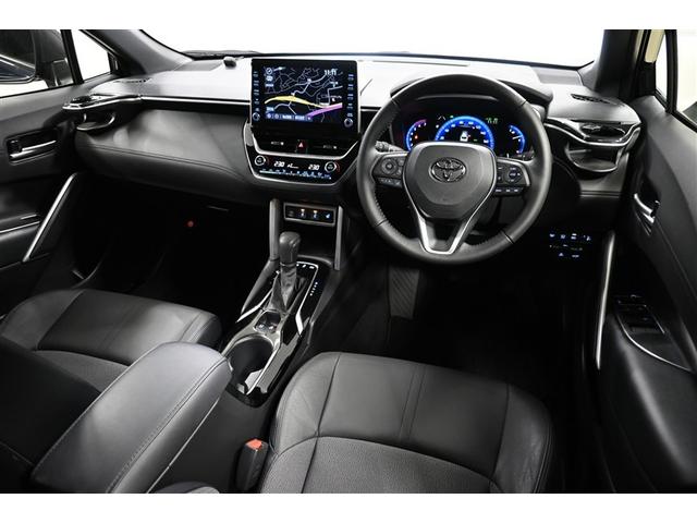 カローラクロス ハイブリッド　Ｚ　ハイブリッド　衝突被害軽減システム　オートクルーズコントロール　ＬＥＤヘッドランプ　１００Ｖ電源　メモリーナビ　バックカメラ　ＥＴＣ　ドラレコ　ミュージックプレイヤー接続可　アルミホイール　キーレス（4枚目）