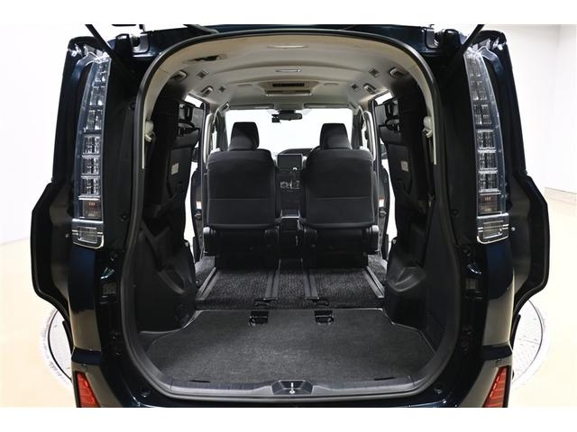 �ȒP�ȃ����^�b�`����̂R��ڃV�[�g�𒵂ˏグ�Α傫�ȉו����ςݍ��߂܂���