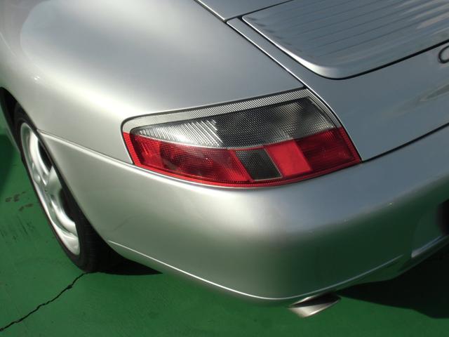 911カレラ TYPE996ティプトロニック 社外HDDナビ 可変リヤスポイラー 本革シート(33枚目)