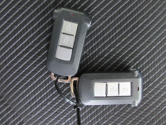デイズルークス ハイウェイスター　Ｘ　Ｇパッケージ　全周囲カメラ　両側電動スライドドア　衝突被害軽減システム　オートマチックハイビーム　ＬＥＤヘッドランプ　スマートキー　アイドリングストップ　ベンチシート　ＣＶＴ　盗難防止システム　ＡＢＳ　ＥＳＣ（8枚目）