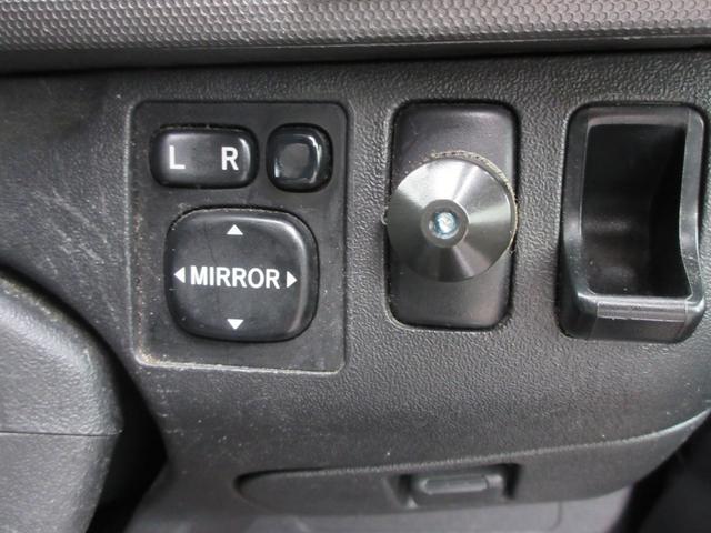 ハイエースバン ロングスーパーＧＬ　４ＷＤ　ＥＴＣ　バックカメラ　ナビ　ＴＶ　両側スライドドア　オートライト　電動格納ミラー　ＡＴ　アルミホイール　ＣＤ　ＤＶＤ再生　ミュージックプレイヤー接続可　Ｂｌｕｅｔｏｏｔｈ　エアコン　パワーステアリング（9枚目）