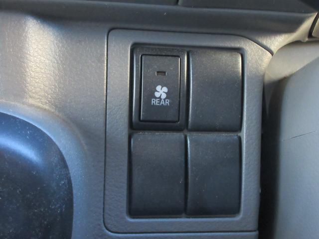 ＮＶ１００クリッパーバン ＧＸ　ＡＴ　衝突被害軽減システム　両側スライドドア　キーレスエントリー　アルミホイール　ＥＳＣ　エアコン　パワーステアリング　パワーウィンドウ（3枚目）