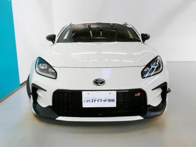 ＧＲ８６ ＲＺ　ワンオーナー　安全装備　横滑り防止機能　ＡＢＳ　エアバッグ　オートクルーズコントロール　盗難防止装置　バックカメラ　ＥＴＣ　ドラレコ　ミュージックプレイヤー接続可　ＣＤ　スマートキー　キーレス（19枚目）