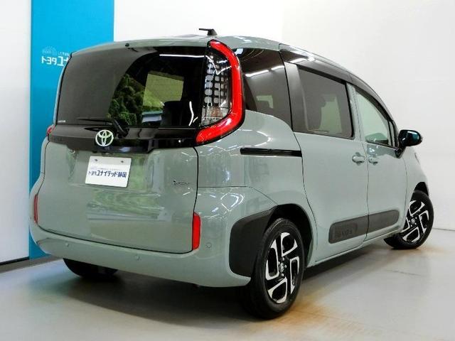 シエンタ ハイブリッドＺ　ハイブリッド　ワンオーナー　安全装備　衝突被害軽減システム　横滑り防止機能　ＡＢＳ　エアバッグ　オートクルーズコントロール　盗難防止装置　バックカメラ　ＥＴＣ　ドラレコ　ミュージックプレイヤー接続可（2枚目）