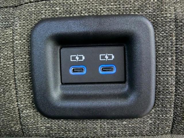 シエンタ ハイブリッドＺ　ハイブリッド　ワンオーナー　安全装備　衝突被害軽減システム　横滑り防止機能　ＡＢＳ　エアバッグ　オートクルーズコントロール　盗難防止装置　バックカメラ　ＥＴＣ　ドラレコ　ミュージックプレイヤー接続可（26枚目）