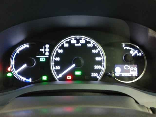 ＣＴ ＣＴ２００ｈ　ハイブリッド　ワンオーナー　安全装備　横滑り防止機能　ＡＢＳ　エアバッグ　盗難防止装置　バックカメラ　ＥＴＣ　ミュージックプレイヤー接続可　ＣＤ　スマートキー　キーレス　フル装備　アルミホイール（22枚目）