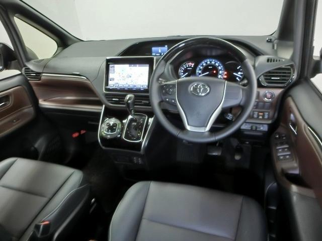 エスクァイア Ｇｉ　衝突被害軽減システム　横滑り防止機能　ＡＢＳ　エアバッグ　オートクルーズコントロール　盗難防止装置　アイドリングストップ　バックカメラ　ＥＴＣ　ドラレコ　ミュージックプレイヤー接続可　ＣＤ　キーレス（3枚目）