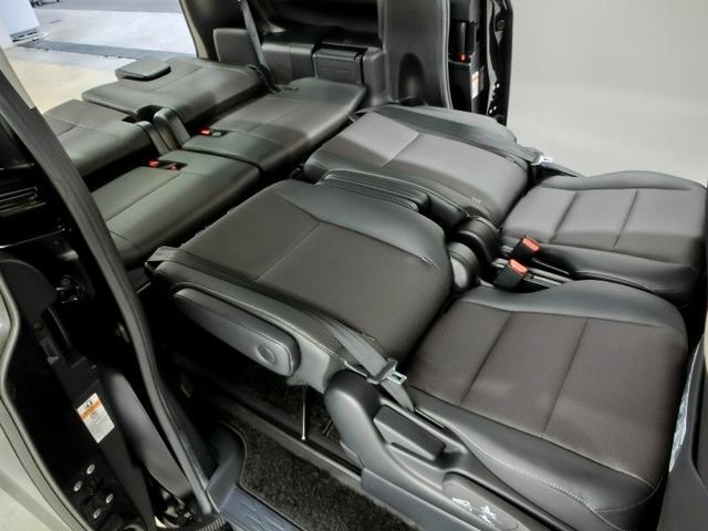 エスクァイア Ｇｉ　衝突被害軽減システム　横滑り防止機能　ＡＢＳ　エアバッグ　オートクルーズコントロール　盗難防止装置　アイドリングストップ　バックカメラ　ＥＴＣ　ドラレコ　ミュージックプレイヤー接続可　ＣＤ　キーレス（7枚目）