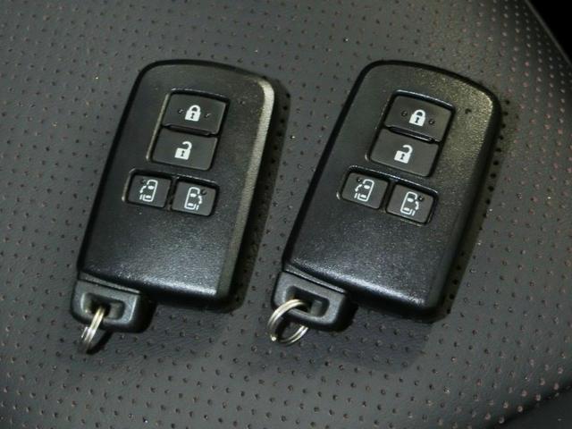 エスクァイア Ｇｉ　衝突被害軽減システム　横滑り防止機能　ＡＢＳ　エアバッグ　オートクルーズコントロール　盗難防止装置　アイドリングストップ　バックカメラ　ＥＴＣ　ドラレコ　ミュージックプレイヤー接続可　ＣＤ　キーレス（12枚目）