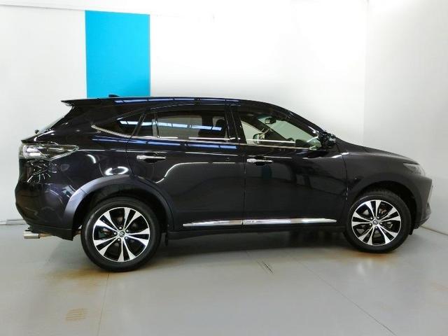 ハリアー プレミアム アドバンスドパッケージ ワンオーナー 電動シート 安全装備 衝突被害軽減システム 横滑り防止機能 ABS エアバッグ オートクルーズコントロール 盗難防止装置 アイドリングストップ バックカメラ ETC CD スマートキー(7枚目)