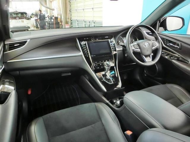 ハリアー プレミアム アドバンスドパッケージ ワンオーナー 電動シート 安全装備 衝突被害軽減システム 横滑り防止機能 ABS エアバッグ オートクルーズコントロール 盗難防止装置 アイドリングストップ バックカメラ ETC CD スマートキー(11枚目)