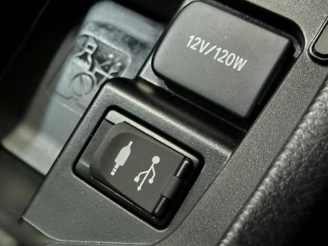 ハリアー プレミアム アドバンスドパッケージ ワンオーナー 電動シート 安全装備 衝突被害軽減システム 横滑り防止機能 ABS エアバッグ オートクルーズコントロール 盗難防止装置 アイドリングストップ バックカメラ ETC CD スマートキー(17枚目)