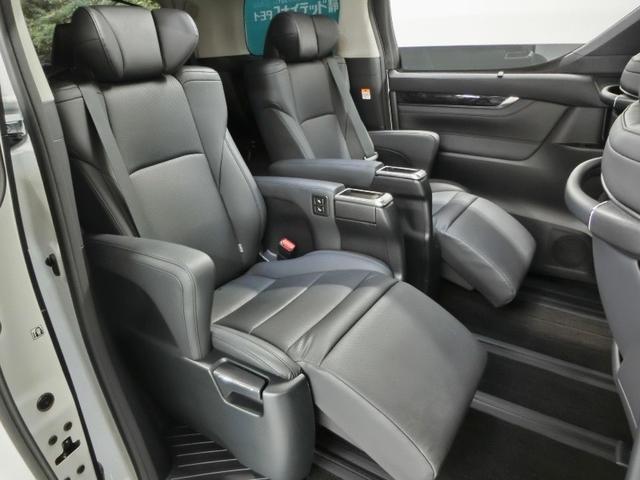 アルファード 2.5S Cパッケージ ワンオーナー サンルーフ 電動シート 安全装備 衝突被害軽減システム 横滑り防止機能 ABS エアバッグ オートクルーズコントロール 盗難防止装置 TV バックカメラ 後席モニター ETC CD(16枚目)