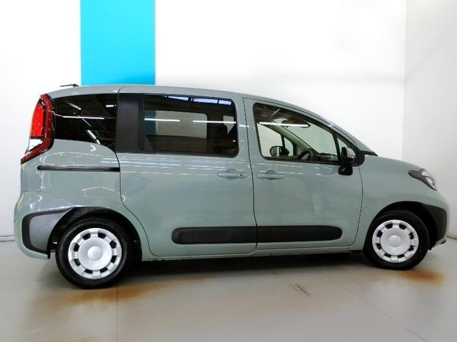 シエンタ G ワンオーナー 安全装備 衝突被害軽減システム 横滑り防止機能 ABS エアバッグ オートクルーズコントロール 盗難防止装置 バックカメラ ETC ドラレコ ミュージックプレイヤー接続可 スマートキー(3枚目)