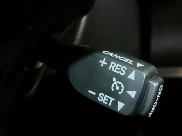 ヴォクシー ＺＳ　ワンオーナー　衝突被害軽減システム　横滑り防止機能　ＡＢＳ　エアバッグ　オートクルーズコントロール　盗難防止装置　アイドリングストップ　バックカメラ　後席モニター　ＥＴＣ　ドラレコ　ＣＤ　スマートキー（28枚目）