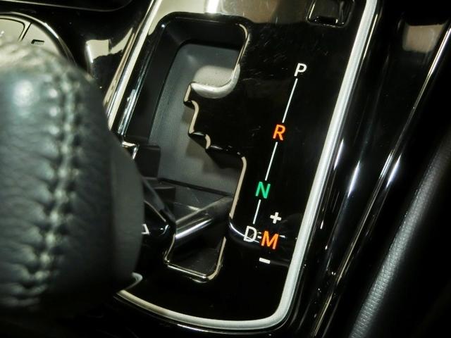 ヴォクシー ＺＳ　ワンオーナー　衝突被害軽減システム　横滑り防止機能　ＡＢＳ　エアバッグ　オートクルーズコントロール　盗難防止装置　アイドリングストップ　バックカメラ　後席モニター　ＥＴＣ　ドラレコ　ＣＤ　スマートキー（29枚目）