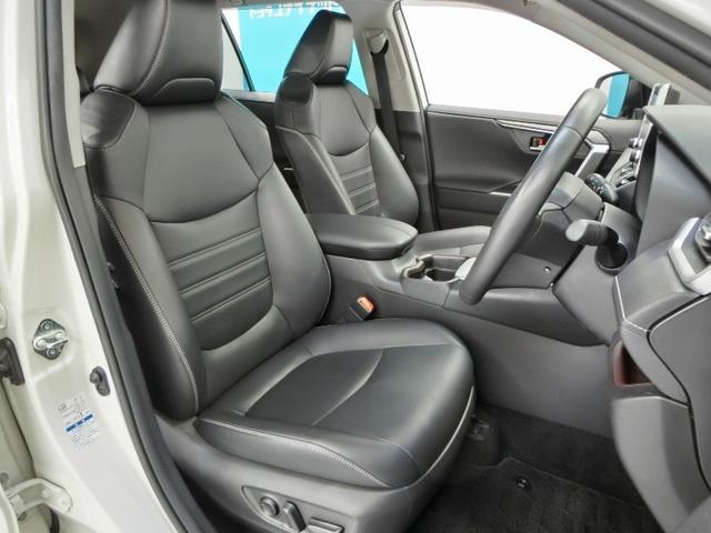 RAV4 G Zパッケージ ワンオーナー 4WD 電動シート 安全装備 衝突被害軽減システム 横滑り防止機能 ABS エアバッグ オートクルーズコントロール 盗難防止装置 バックカメラ ETC ドラレコ スマートキー キーレス(12枚目)